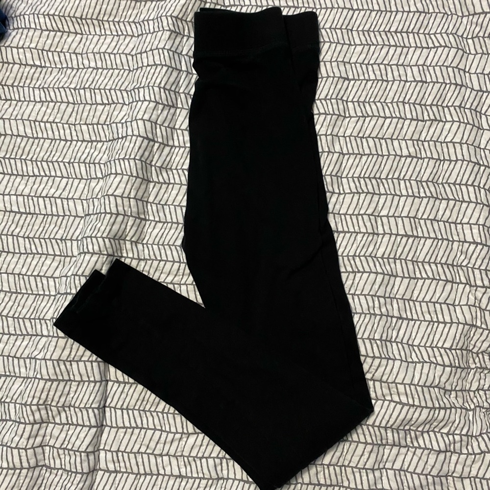 Black leggings